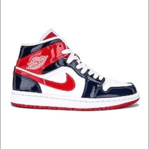 Air Jordan 1 Mid Sneaker